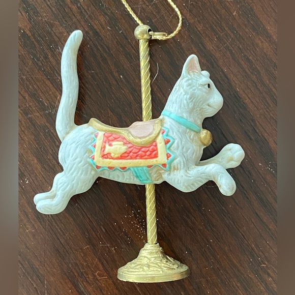 Willitts Designs Carousel Memories Cat - Picture 1 of 3